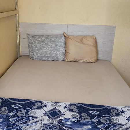 Jaguar Basic Accommodation Antigua Екстер'єр фото
